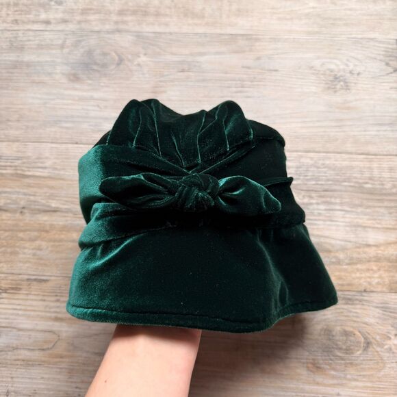 Boston Millinery The Alice Cloche Emerald Green Velvet Hat Handmade USA